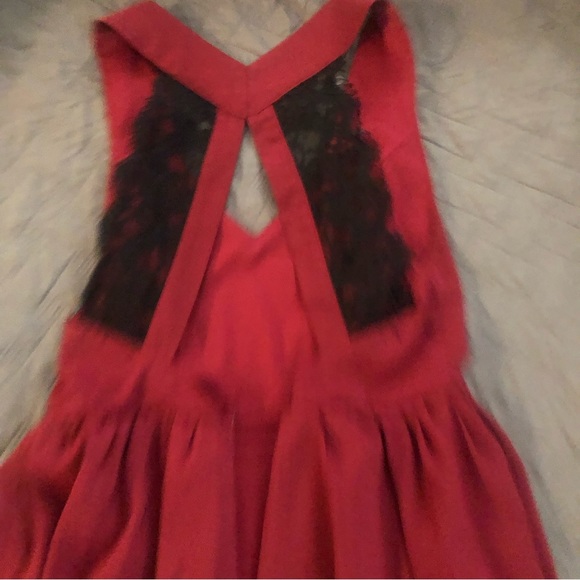 Short mini dress from Tobi - Picture 3 of 4